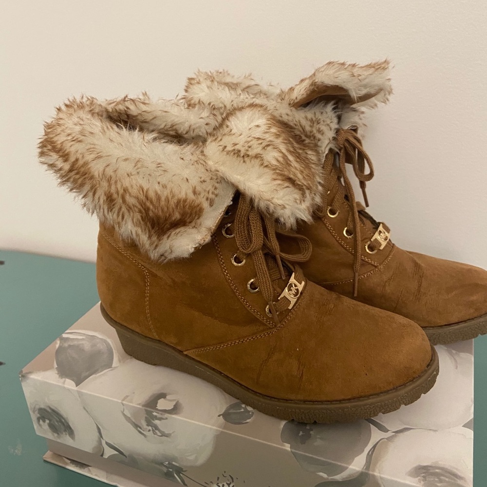 Michael Kors Boots